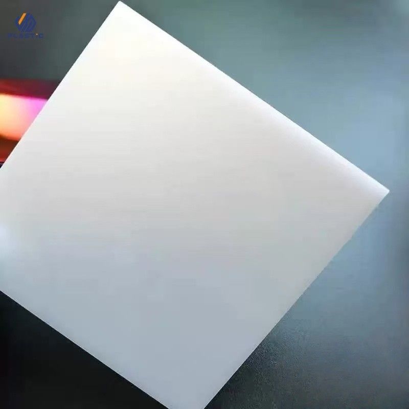 White Acrylic Sheet High Scratch Resistance in Transparent or Opaque with High Transparency