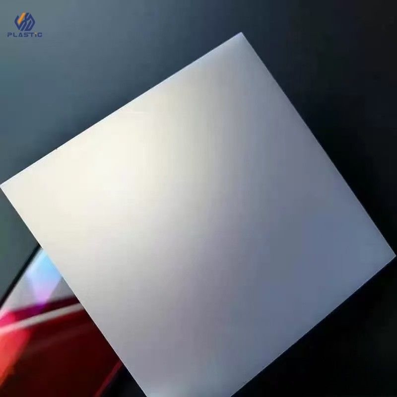 White Acrylic Sheet High Scratch Resistance in Transparent or Opaque with High Transparency